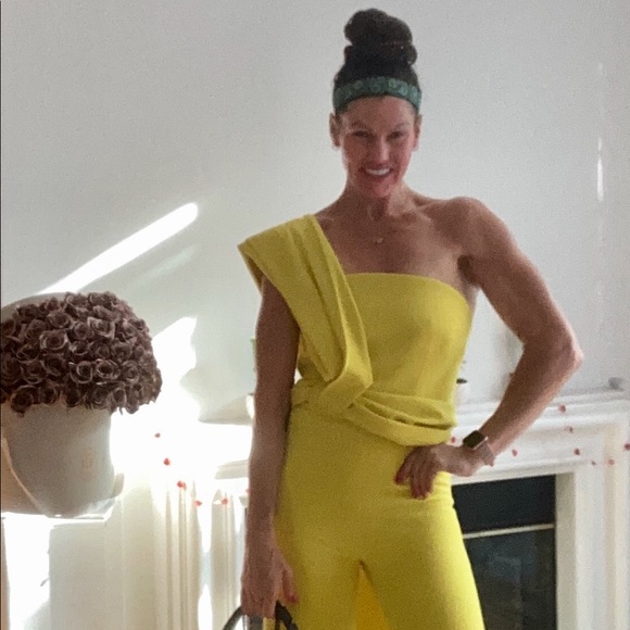 Meet your Posher, Rinda - Picture 1 of 1